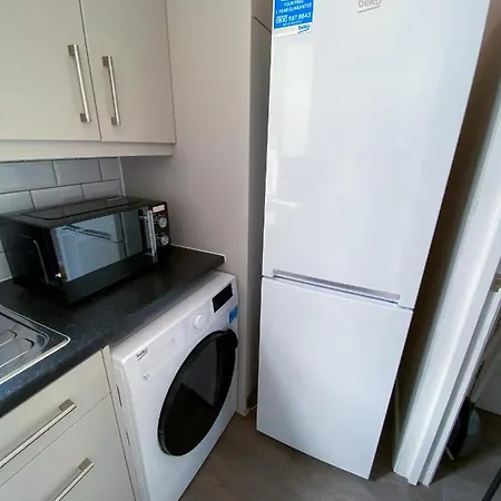 Stylish 1 Bedroom Flat In Wood Green London Exterior photo